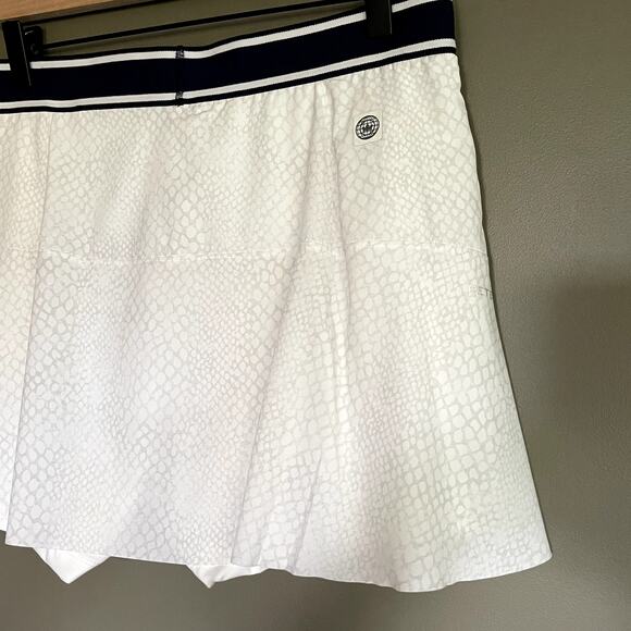 NWT Peter Millar Gabriela Swing Skort in Slithering White Size Large Golf Tennis - Picture 12 of 15